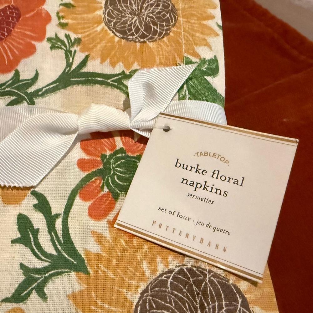 New Pottery Barn Cotton/Linen Burke Floral Napkins, S/4, Multi, 2015 Vintage 20”